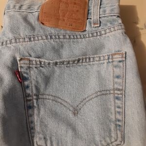 Levis short